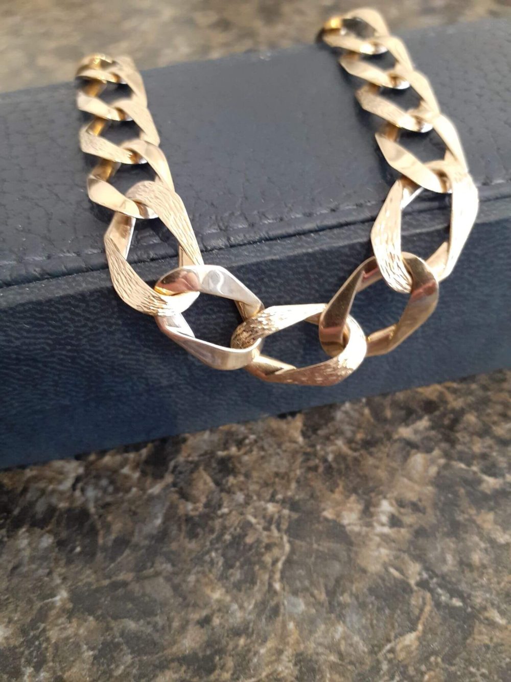 10k Men’s Link Bracelet Diamond & Gold