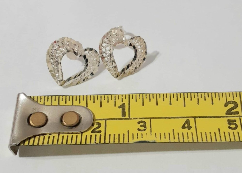 Heart shaped Silver Studs - Image 5
