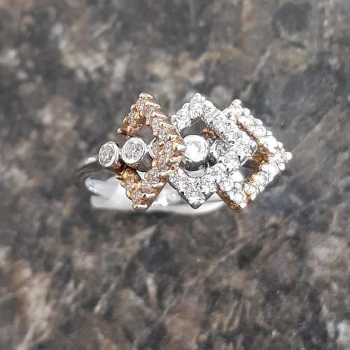 18k Tri Coloured Diamond Ring