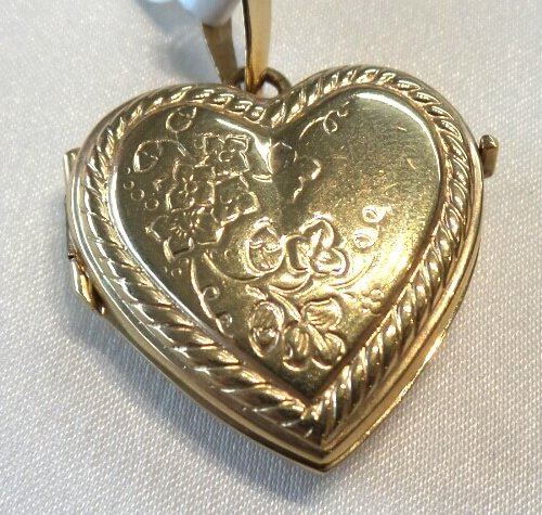 10k Heart Shaped Locket