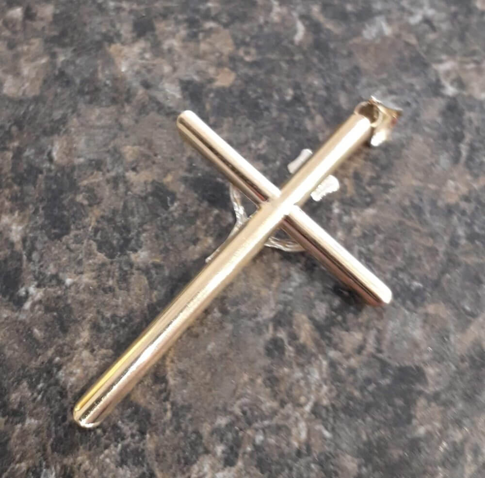 10k Two Toned Crucifix - Image 3