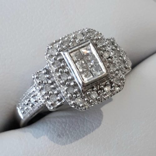 White Gold Diamond Engagement Ring set in 10k