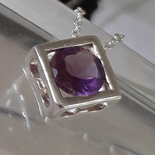 Silver Necklace with Amethyst Pendant