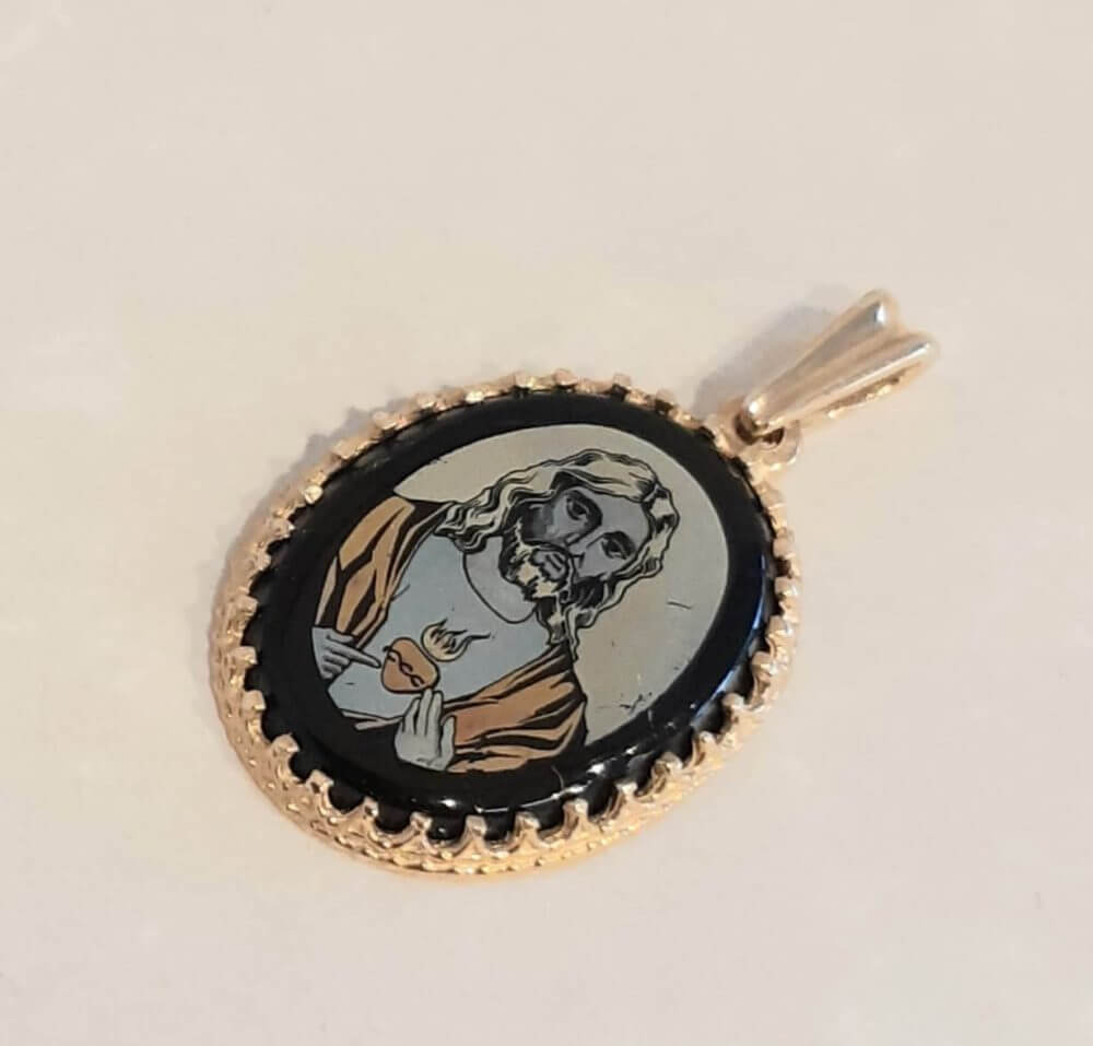 Sacred Heart Jesus Pendant in 10k Gold