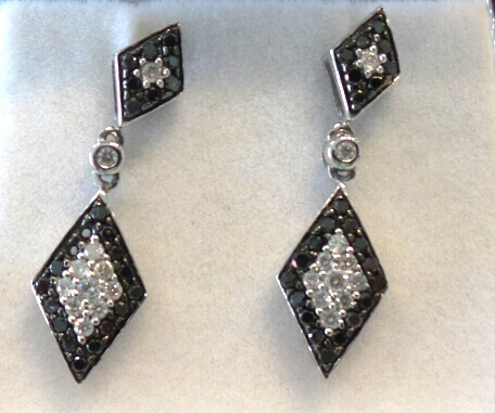 10k Black & White Diamond Earrings