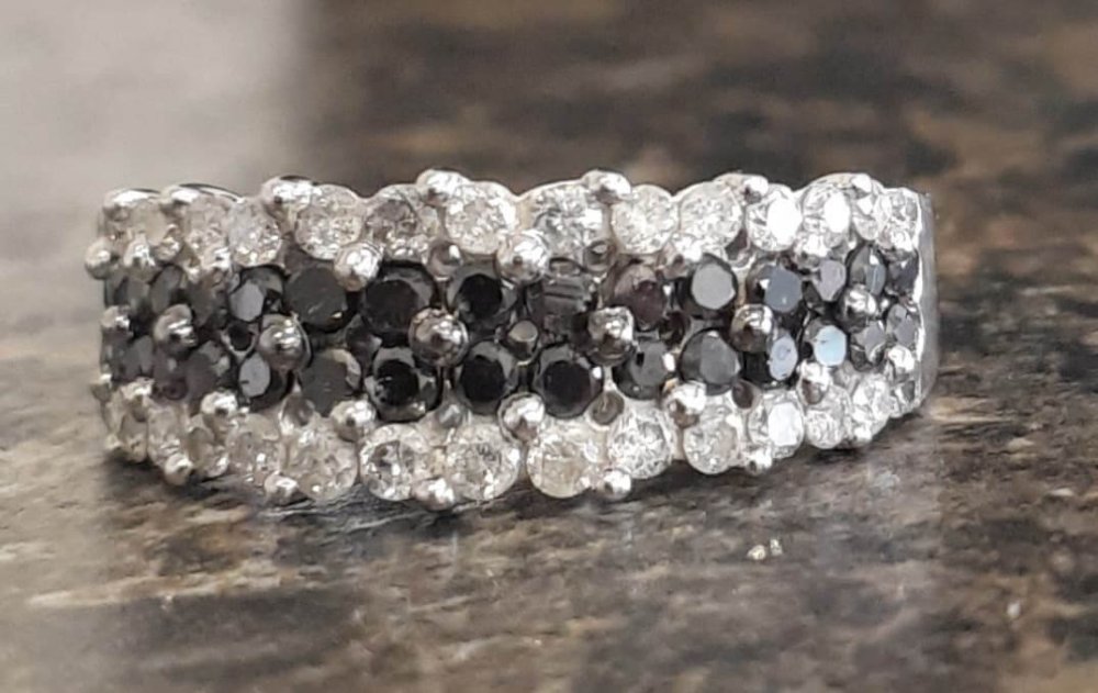 Black Diamond & White Diamond Ring 1.12ct (tw) - Image 3