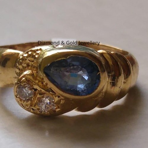18K Cubic Zirconia  & Tanzanite Ring
