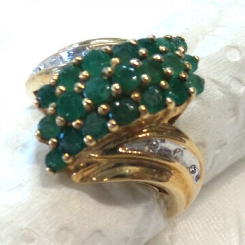 10k Emerald Cluster Ring