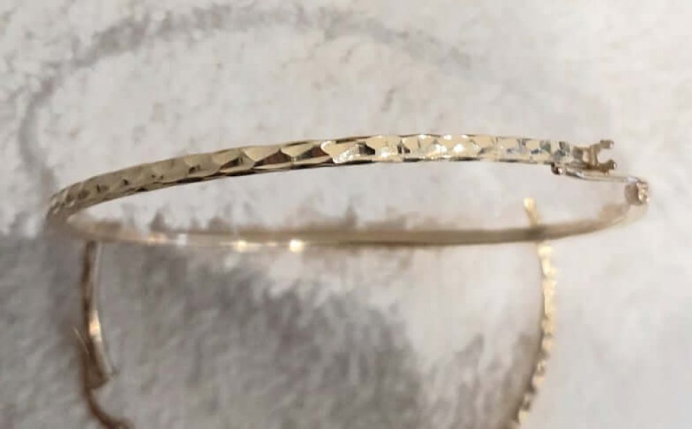 Designed 10k Hoop Earrings - Image 2