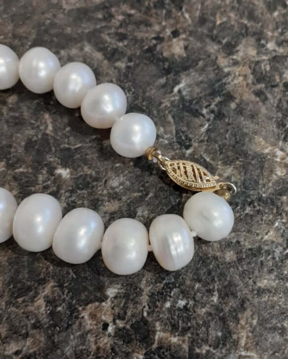 Freshwater Pearl Necklace - Image 3