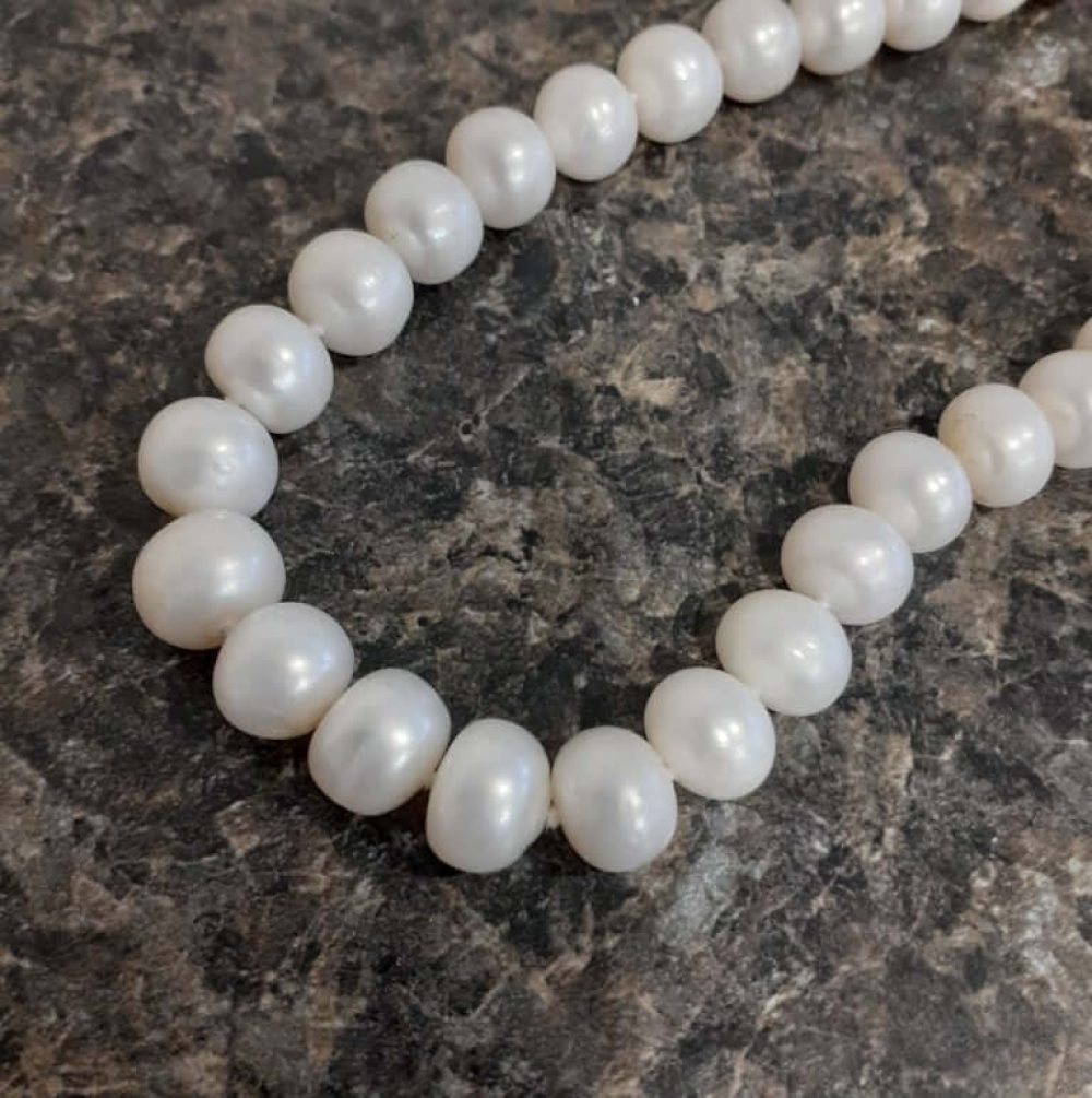 Freshwater Pearl Necklace - Image 2