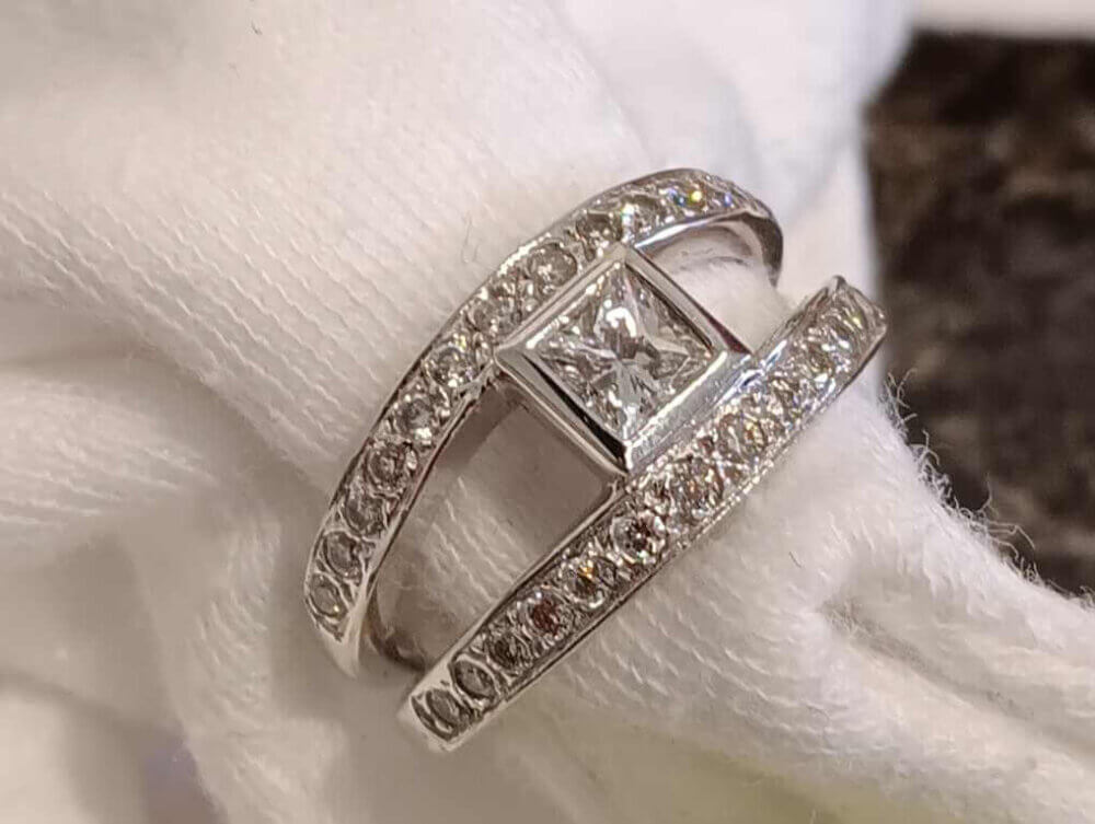 14k White Gold Princess Cut Diamond Ring - Image 2
