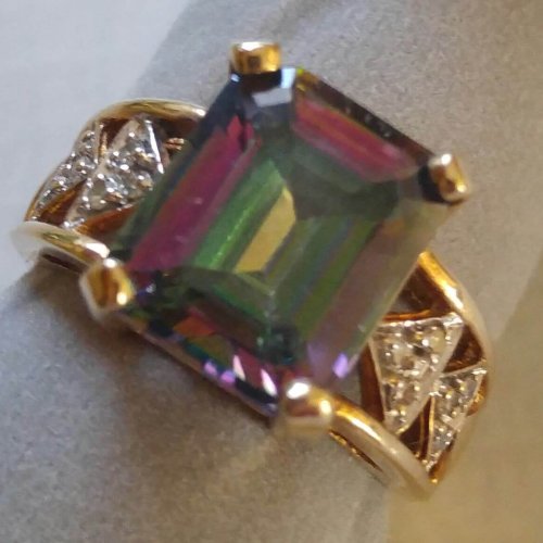 Diamond & Mystic Topaz Ring 14k