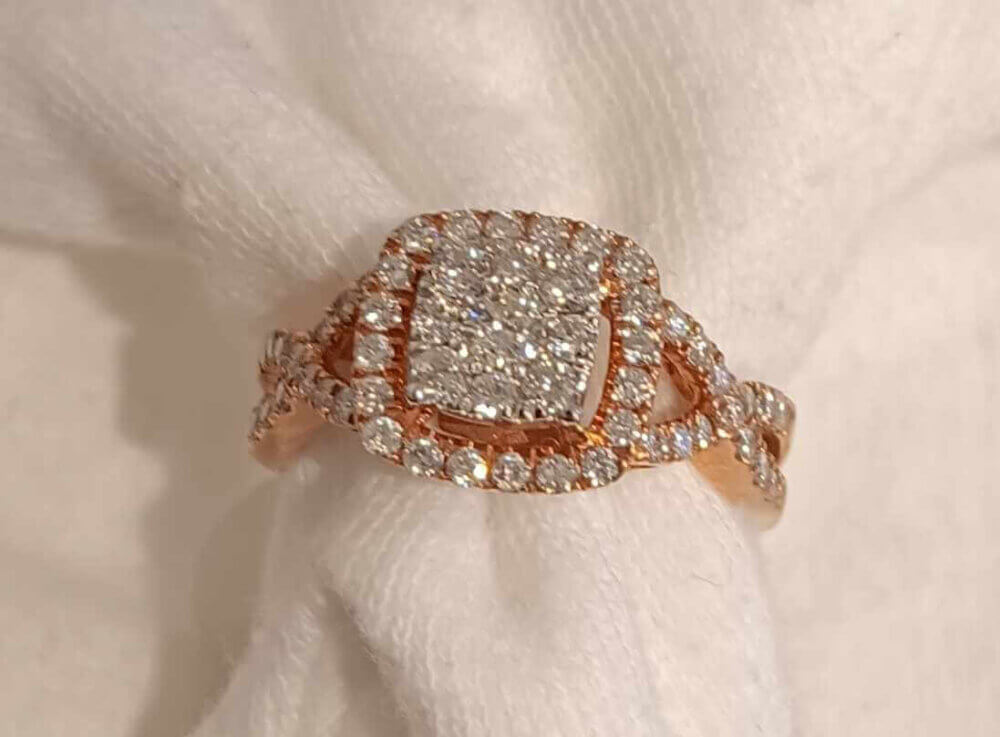 10k Rose Gold Diamond Ring - Image 2
