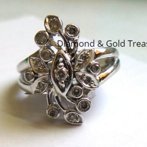 14k White Gold Cluster Ring