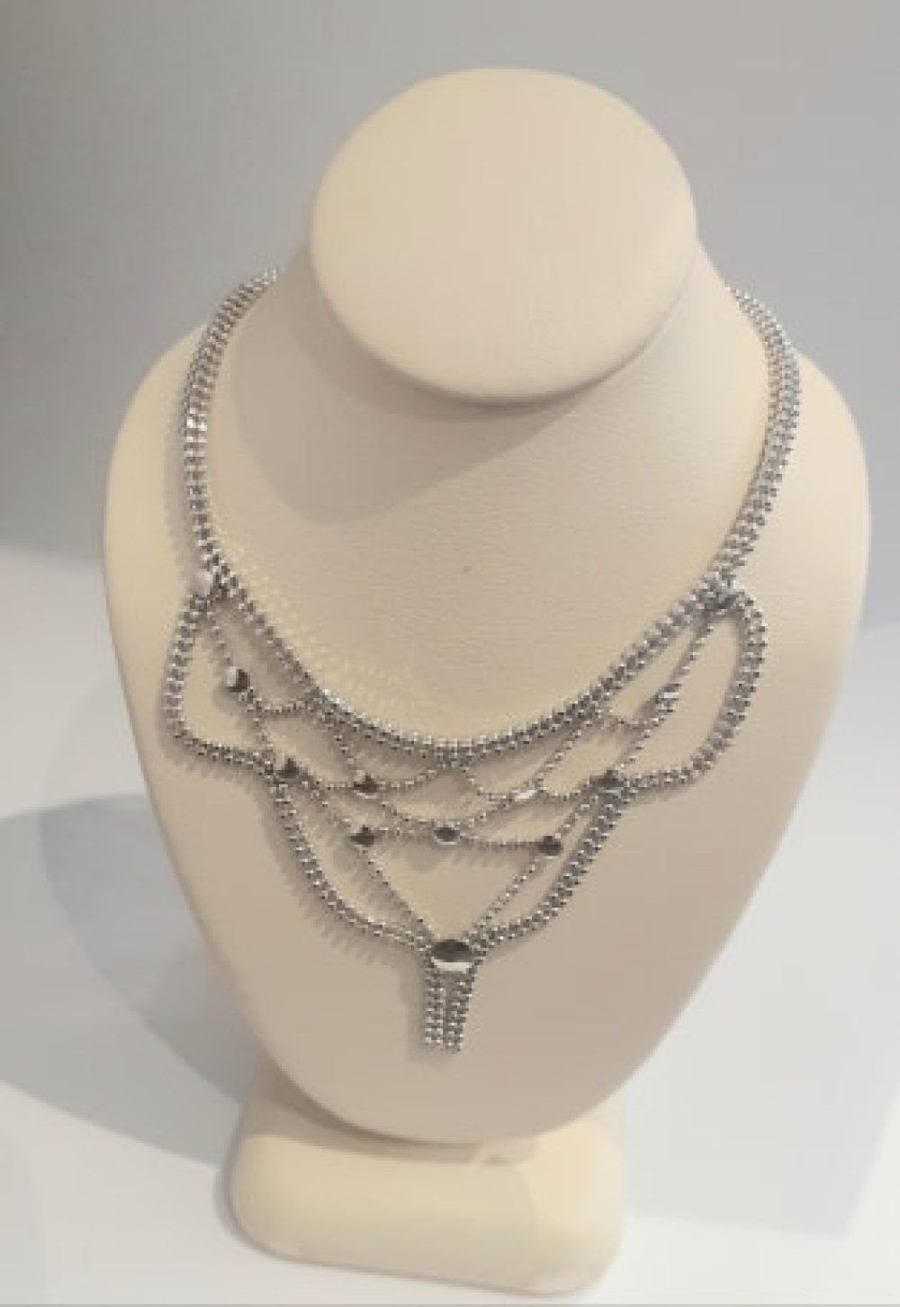 Beaded White Gold Necklace 10k