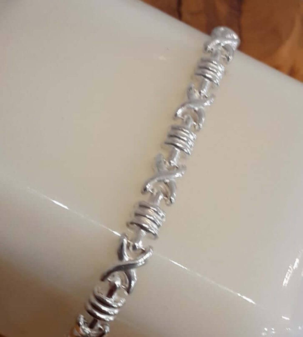 Hugs Silver Bracelet - Image 2